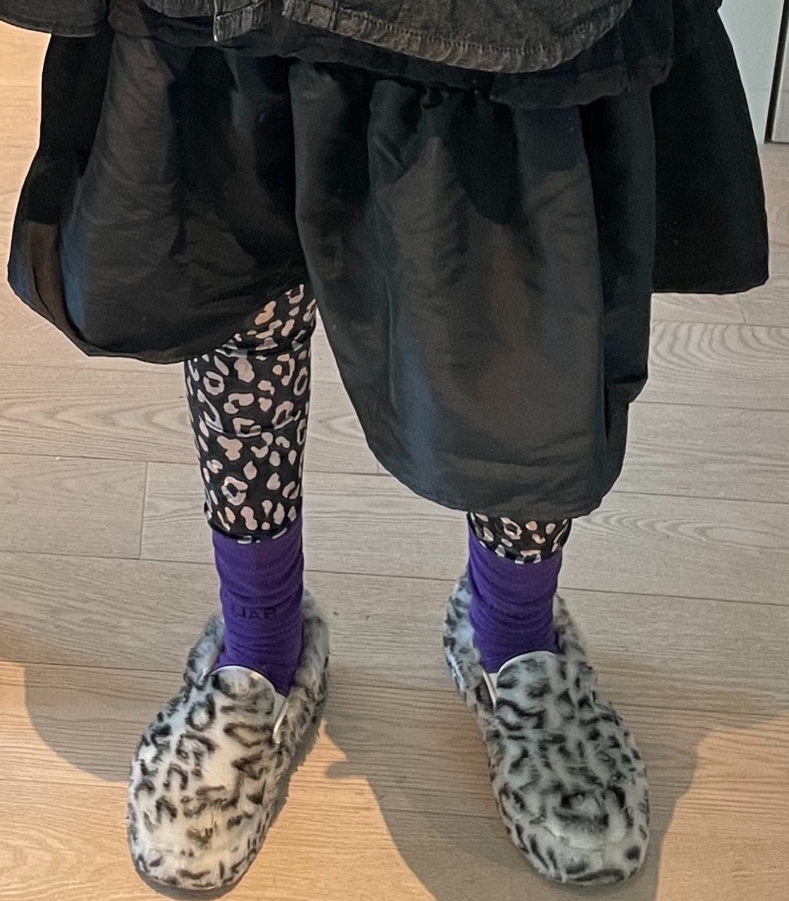 leopard velvet leggings